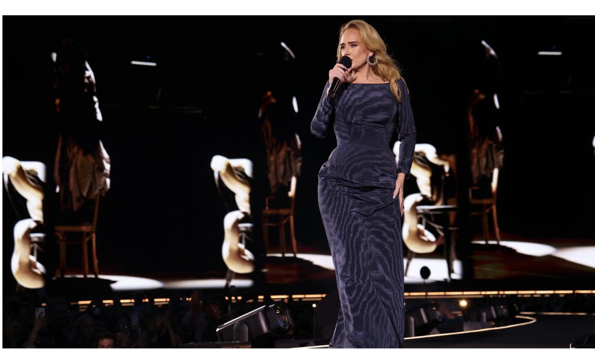Adele zapowiada “niezwykle długą” przerwę. Łamiącym się głosem wskazała powód